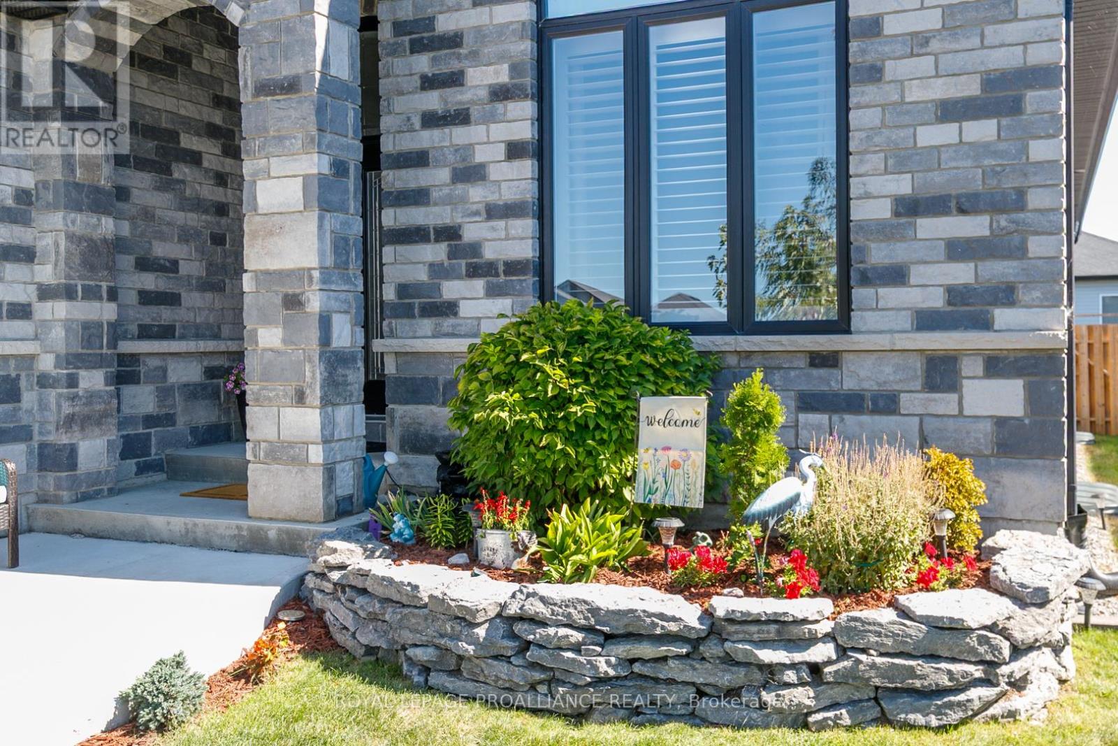 81 Sienna Avenue, Belleville, Ontario  K8P 0E9 - Photo 31 - X12939608