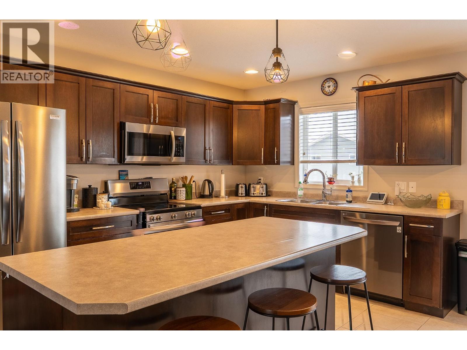 8711 113a Avenue, Fort St. John, British Columbia  V1J 0C4 - Photo 7 - R3105024