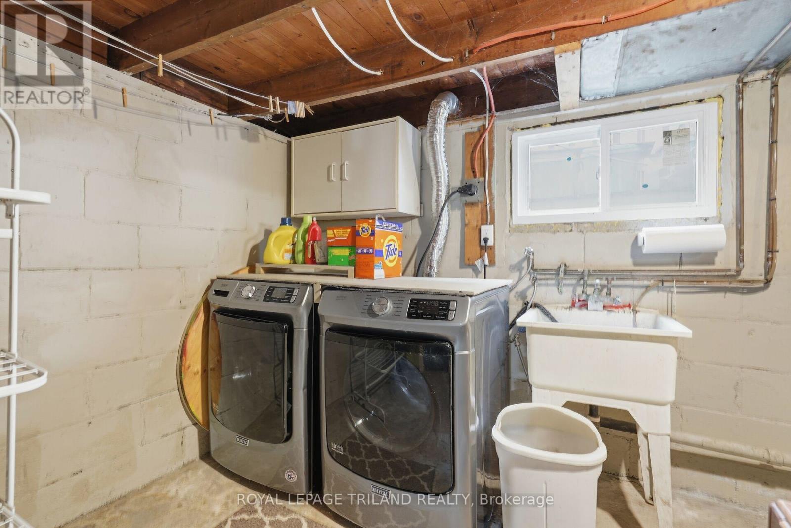 Photo 18 of 27 for 333 Thompson Road