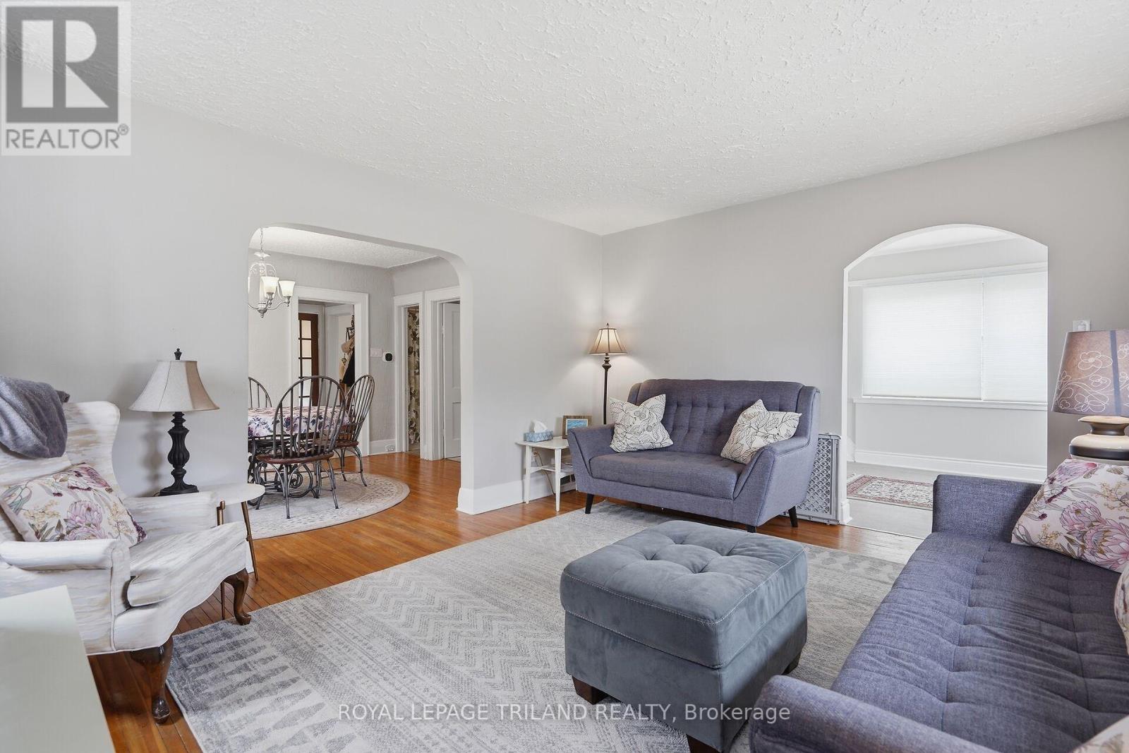 Photo 6 of 27 for 333 Thompson Road