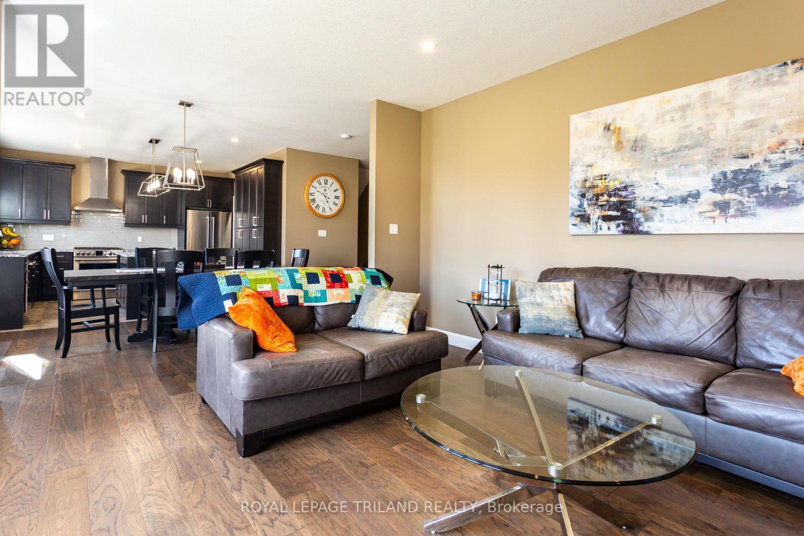 253 Boardwalk Way, Thames Centre, Ontario  N0L 1G2 - Photo 15 - X12939680