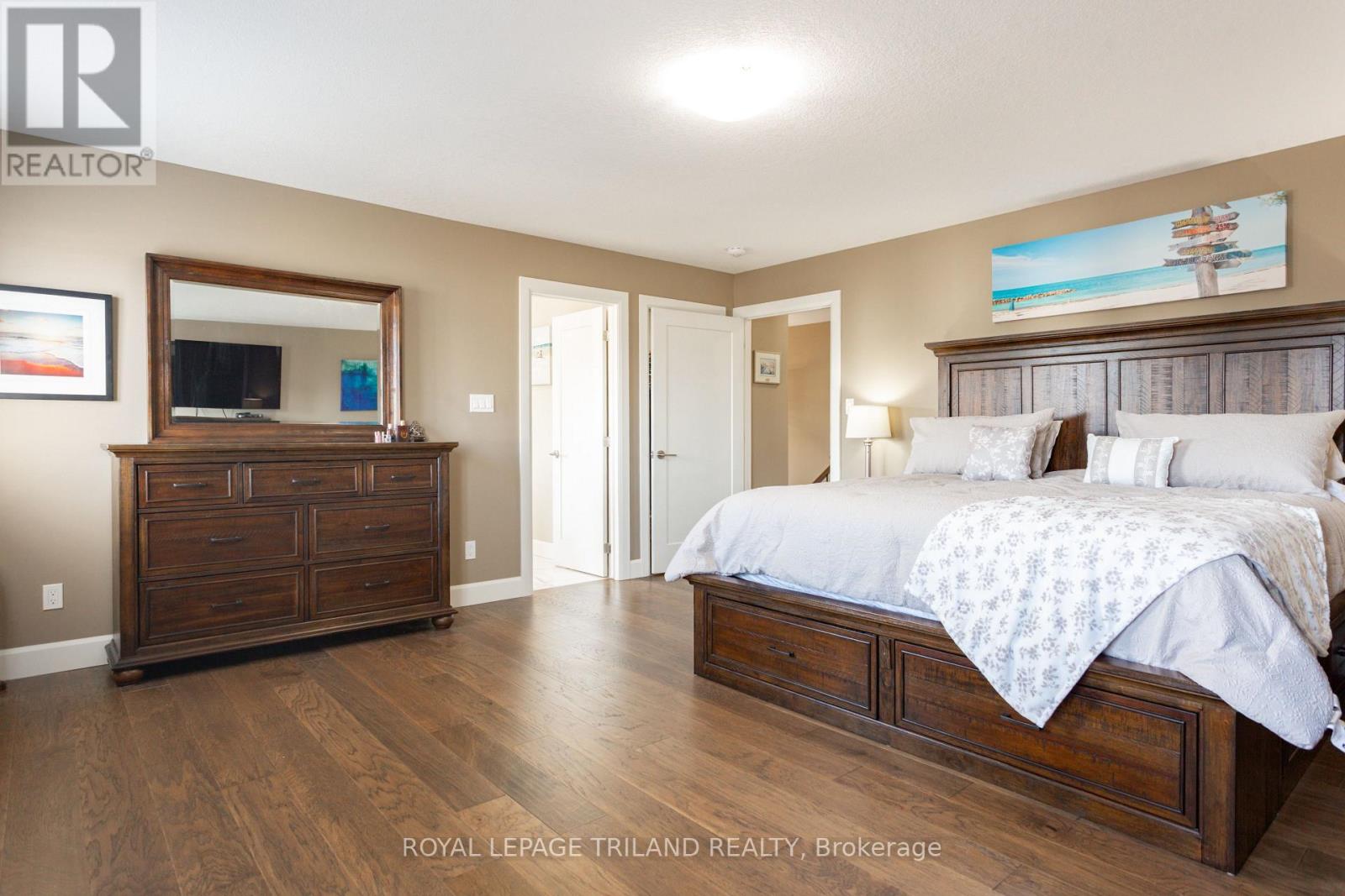 253 Boardwalk Way, Thames Centre, Ontario  N0L 1G2 - Photo 22 - X12939680