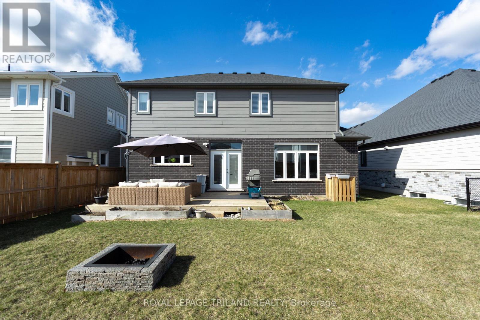 253 Boardwalk Way, Thames Centre, Ontario  N0L 1G2 - Photo 44 - X12939680