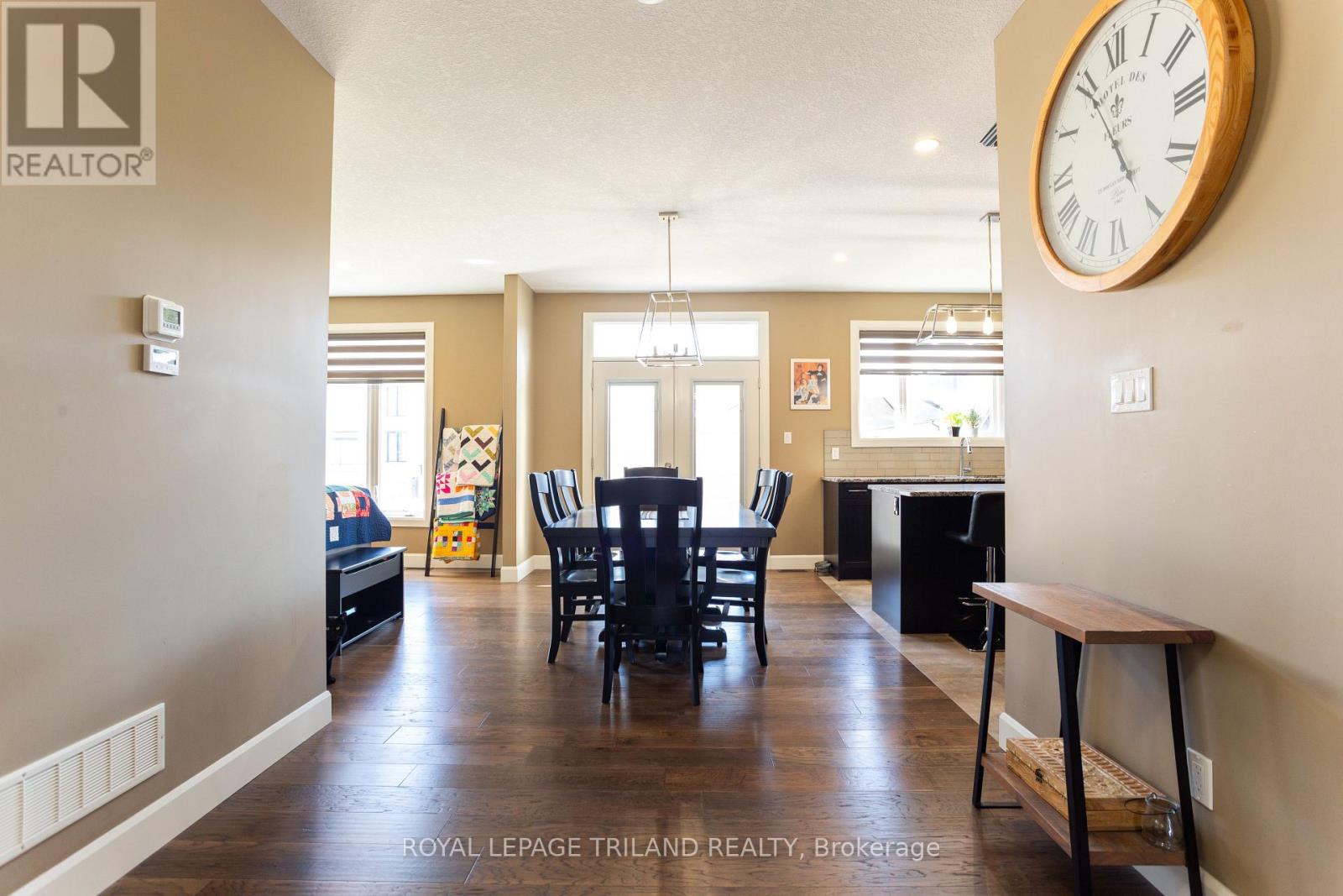 253 Boardwalk Way, Thames Centre, Ontario  N0L 1G2 - Photo 7 - X12939680