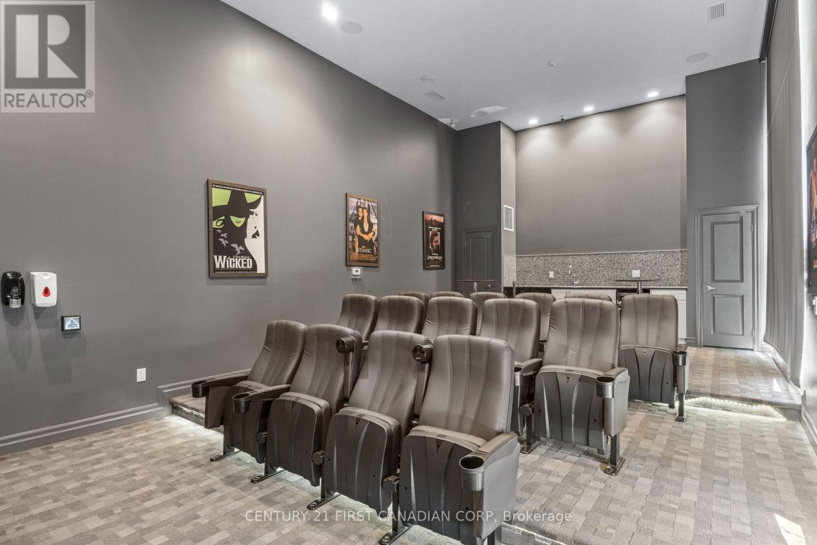 Photo 33 of 34 for 605 - 240 Villagewalk Boulevard