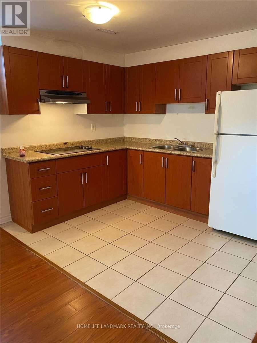 Lower - 120 Micmac Crescent, Toronto, Ontario  M2H 2K2 - Photo 4 - C12939412