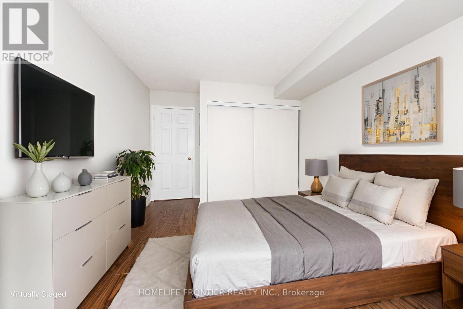 1008 - 29 Pemberton Avenue, Toronto, Ontario  M2M 4L5 - Photo 4 - C12939416