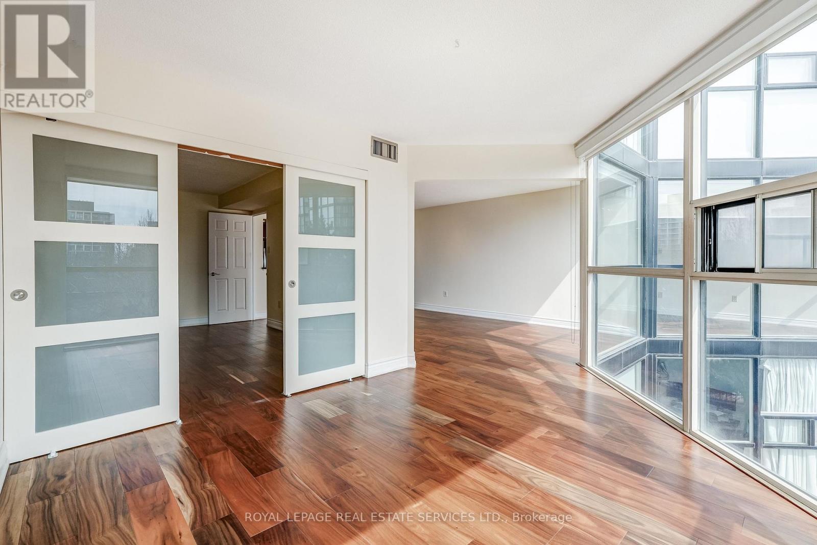 413 - 705 King Street W, Toronto, Ontario  M5V 2W8 - Photo 13 - C12939430