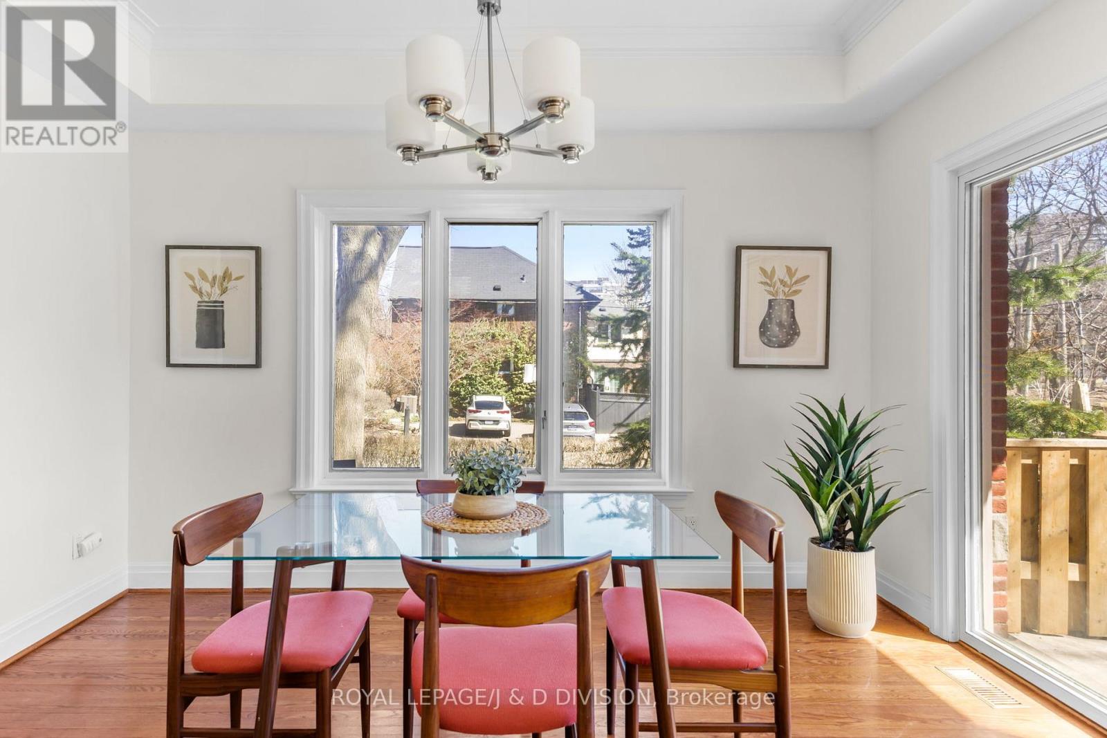 77 Chaplin Crescent, Toronto, Ontario  M5P 1A4 - Photo 10 - C12939474