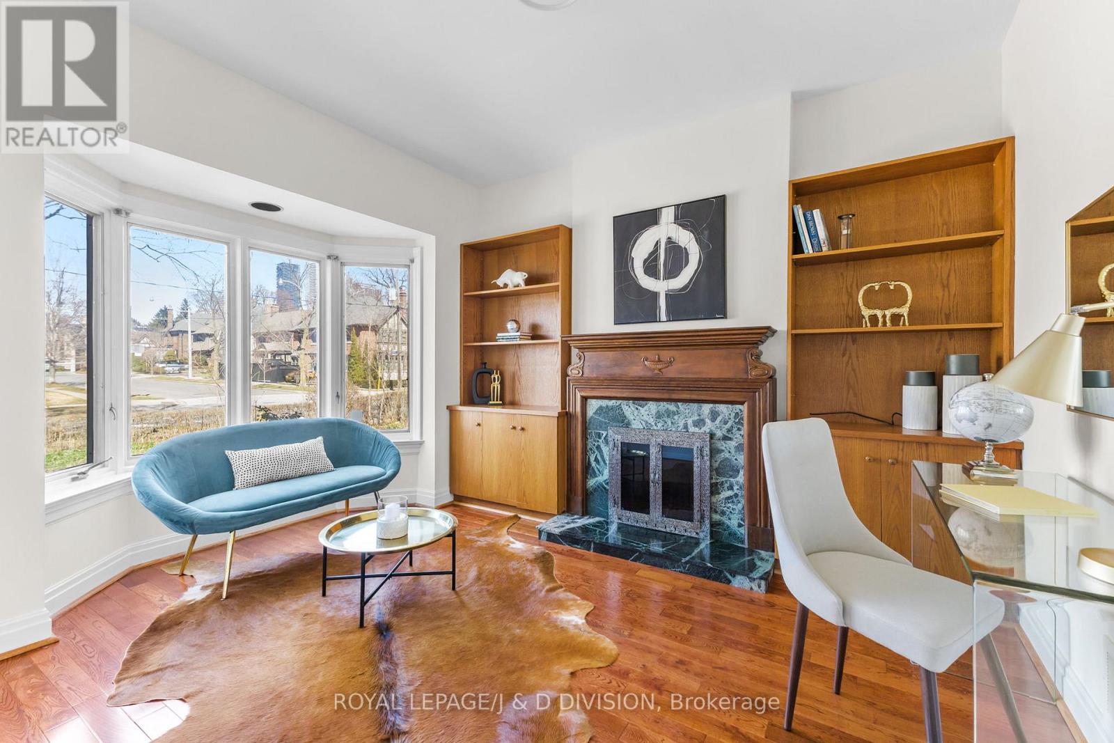 77 Chaplin Crescent, Toronto, Ontario  M5P 1A4 - Photo 4 - C12939474