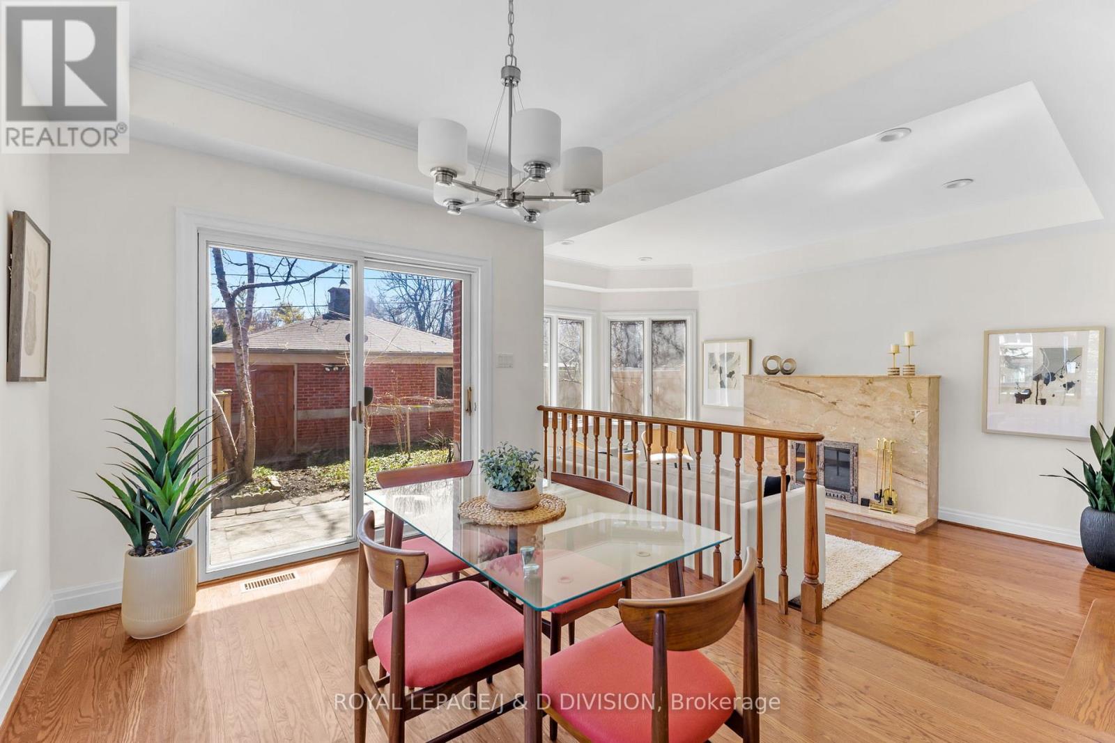 77 Chaplin Crescent, Toronto, Ontario  M5P 1A4 - Photo 9 - C12939474