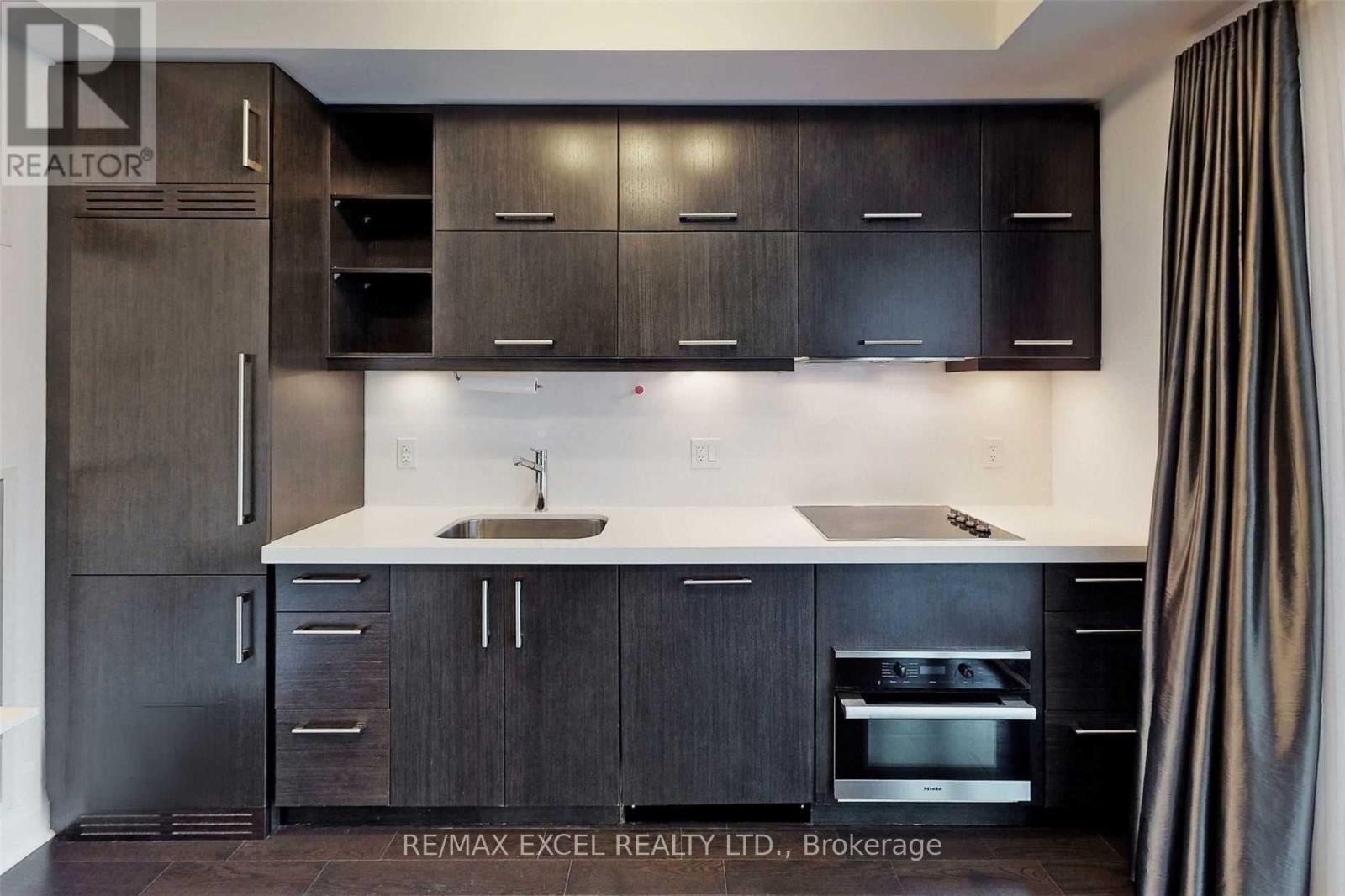 810 - 65 St Mary Street, Toronto, Ontario  M5S 0A6 - Photo 14 - C12939508