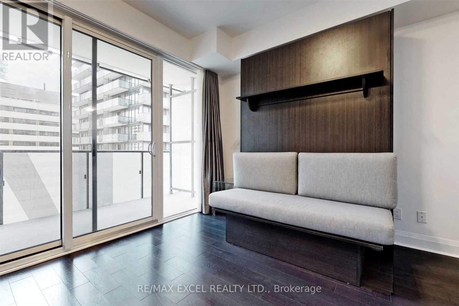 810 - 65 St Mary Street, Toronto, Ontario  M5S 0A6 - Photo 7 - C12939508