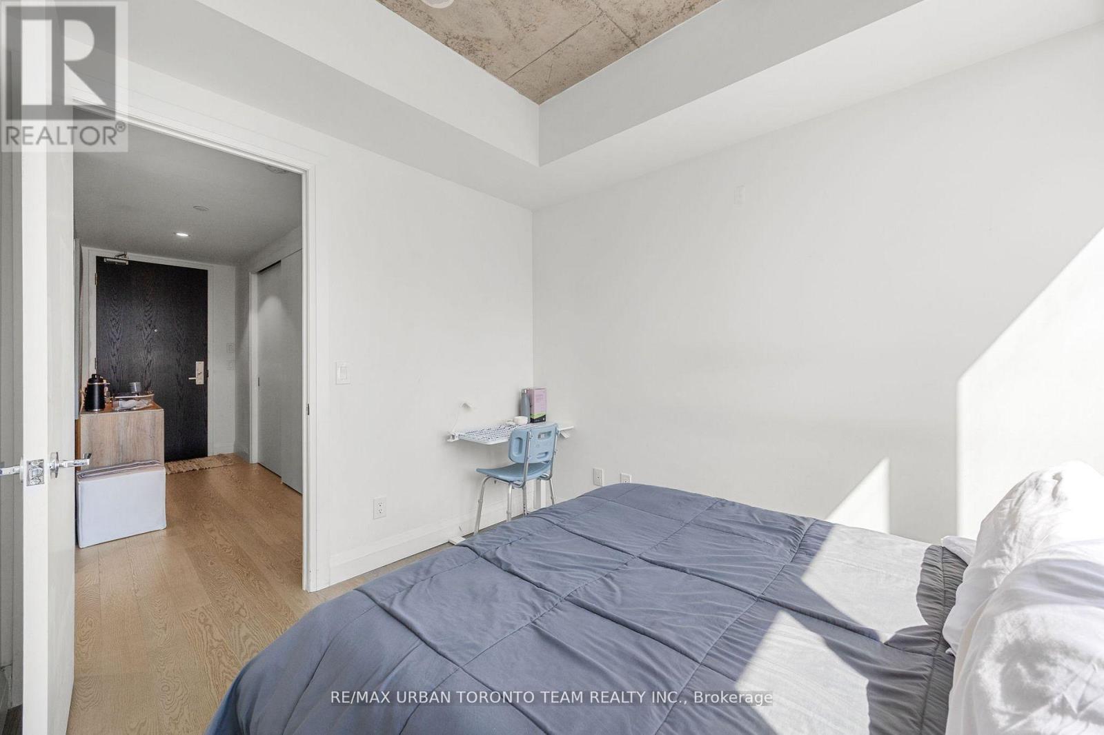 2804 - 224 King Street W, Toronto, Ontario  M5H 0A6 - Photo 14 - C12939514