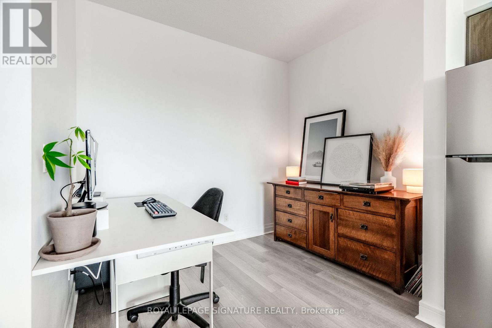 515 - 35 Brian Peck Crescent, Toronto, Ontario  M4G 0A5 - Photo 14 - C12939536