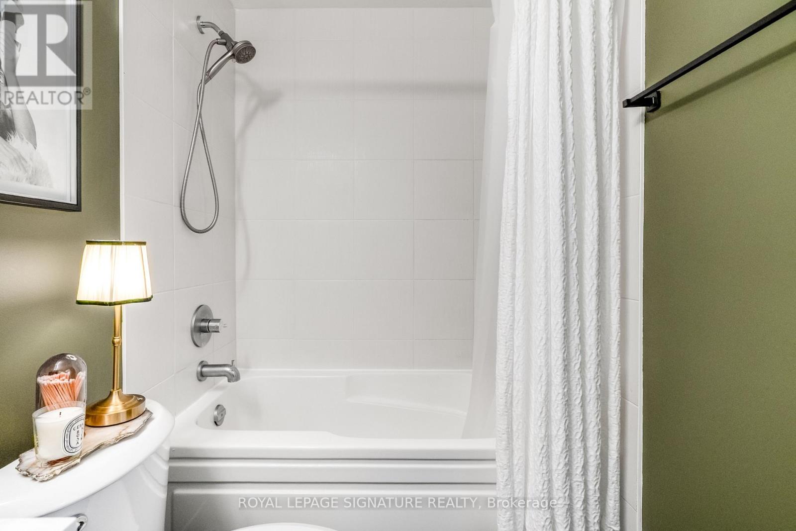 515 - 35 Brian Peck Crescent, Toronto, Ontario  M4G 0A5 - Photo 16 - C12939536