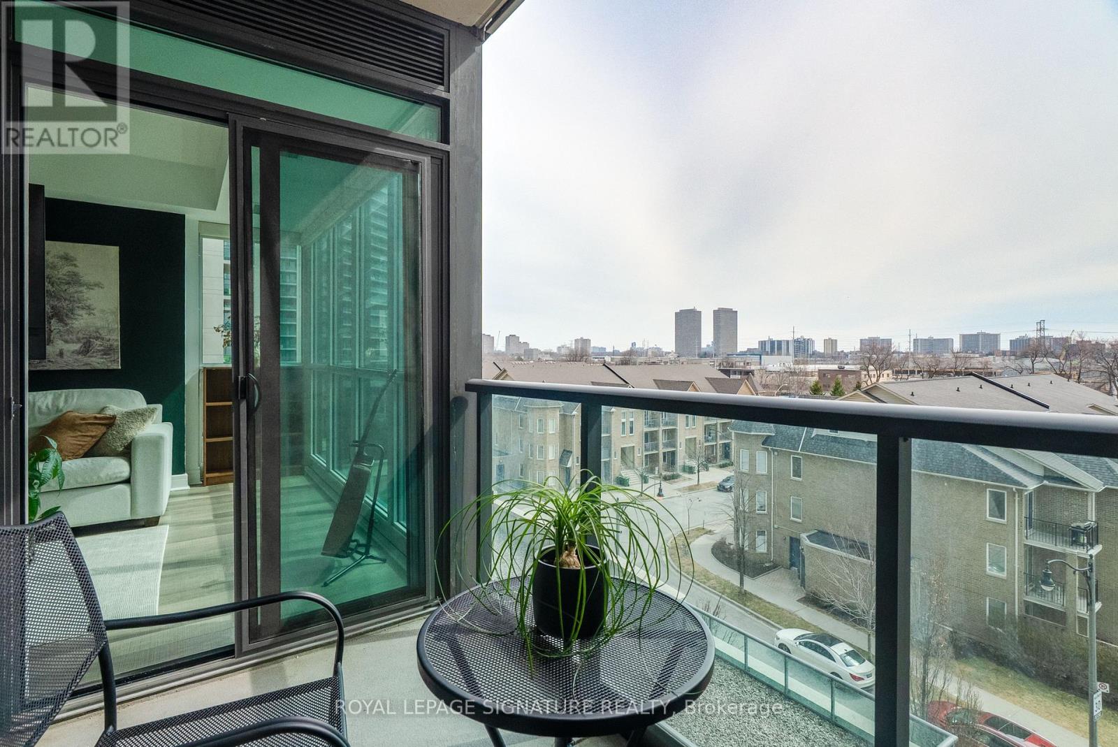 515 - 35 Brian Peck Crescent, Toronto, Ontario  M4G 0A5 - Photo 17 - C12939536