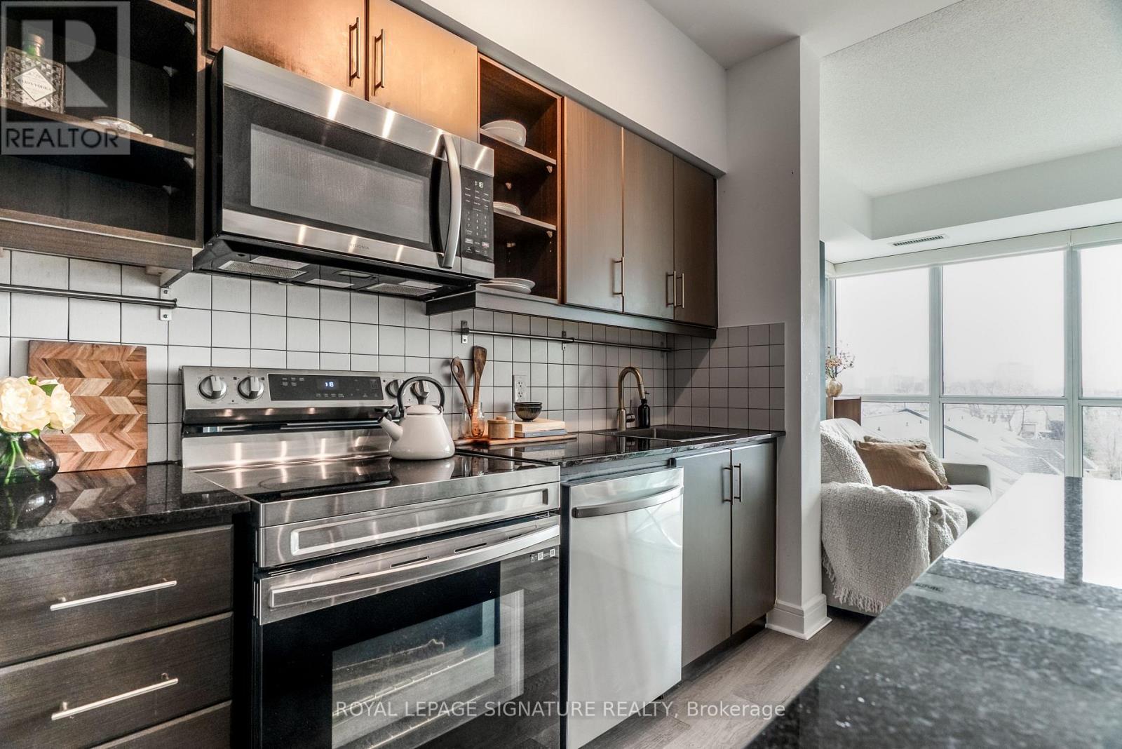 515 - 35 Brian Peck Crescent, Toronto, Ontario  M4G 0A5 - Photo 7 - C12939536