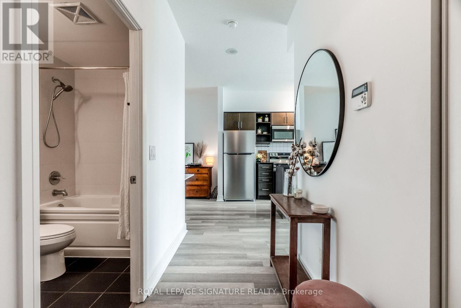 515 - 35 Brian Peck Crescent, Toronto, Ontario  M4G 0A5 - Photo 9 - C12939536