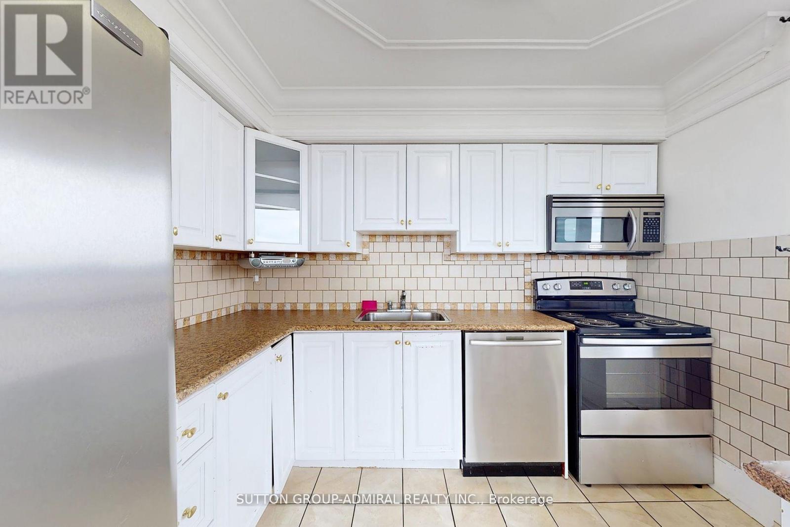 2301 - 135 Antibes Drive, Toronto, Ontario  M2R 2Z1 - Photo 8 - C12939542