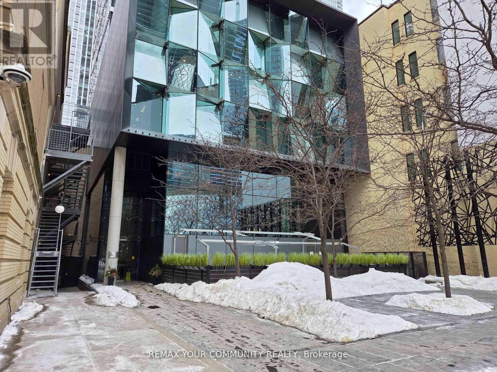 2107 - 224 King Street W, Toronto, Ontario  M5V 1H8 - Photo 15 - C12939576