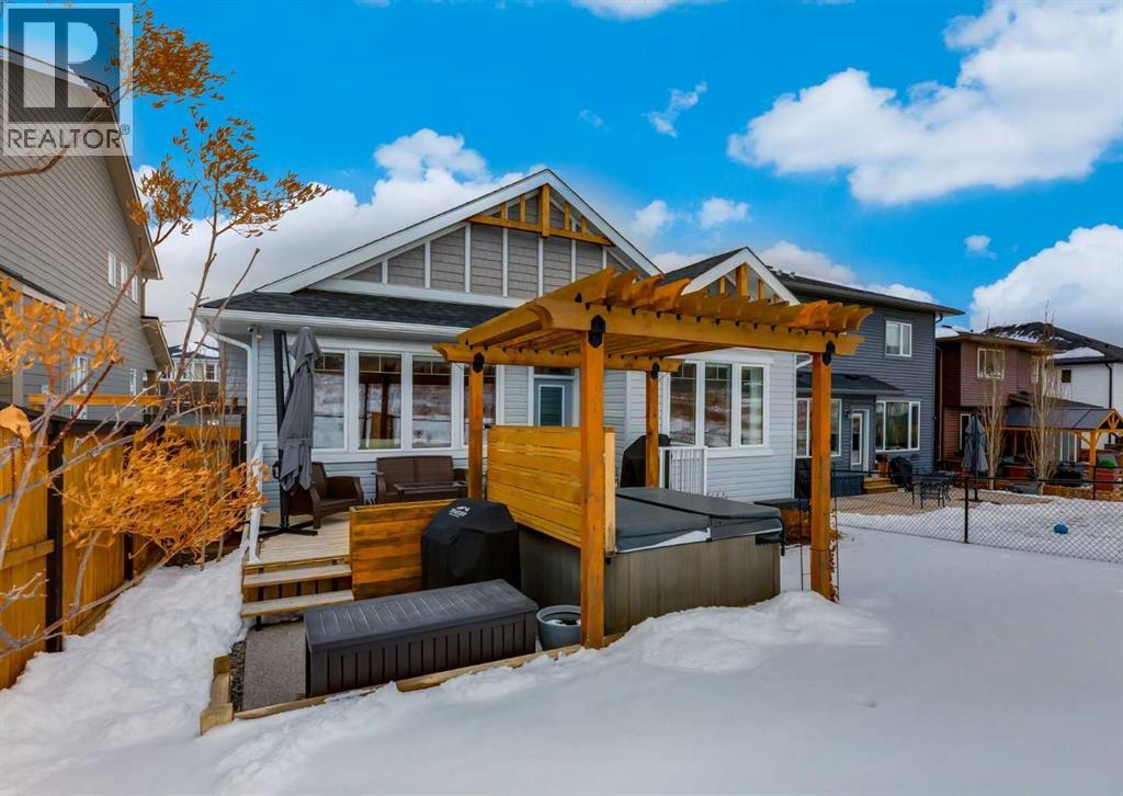 60 Crestbrook View SW, Calgary, Alberta  T3L 6G7 - Photo 45 - A2295774