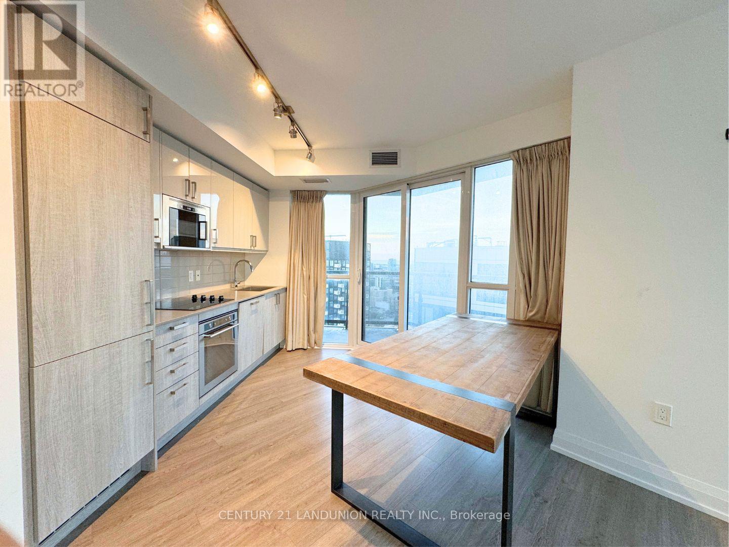 77 Mutual Street, Toronto, Ontario  M5B 2A9 - Photo 2 - C12939632