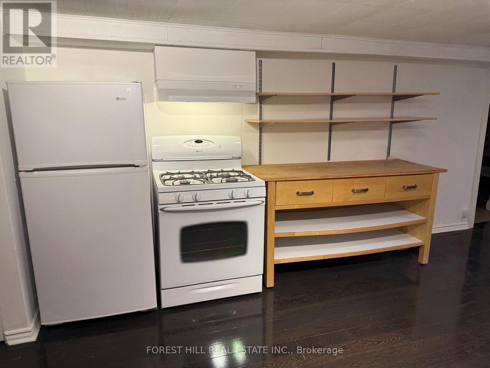 Lower - 17 Braemar Avenue, Toronto, Ontario  M5P 2L1 - Photo 13 - C12939634