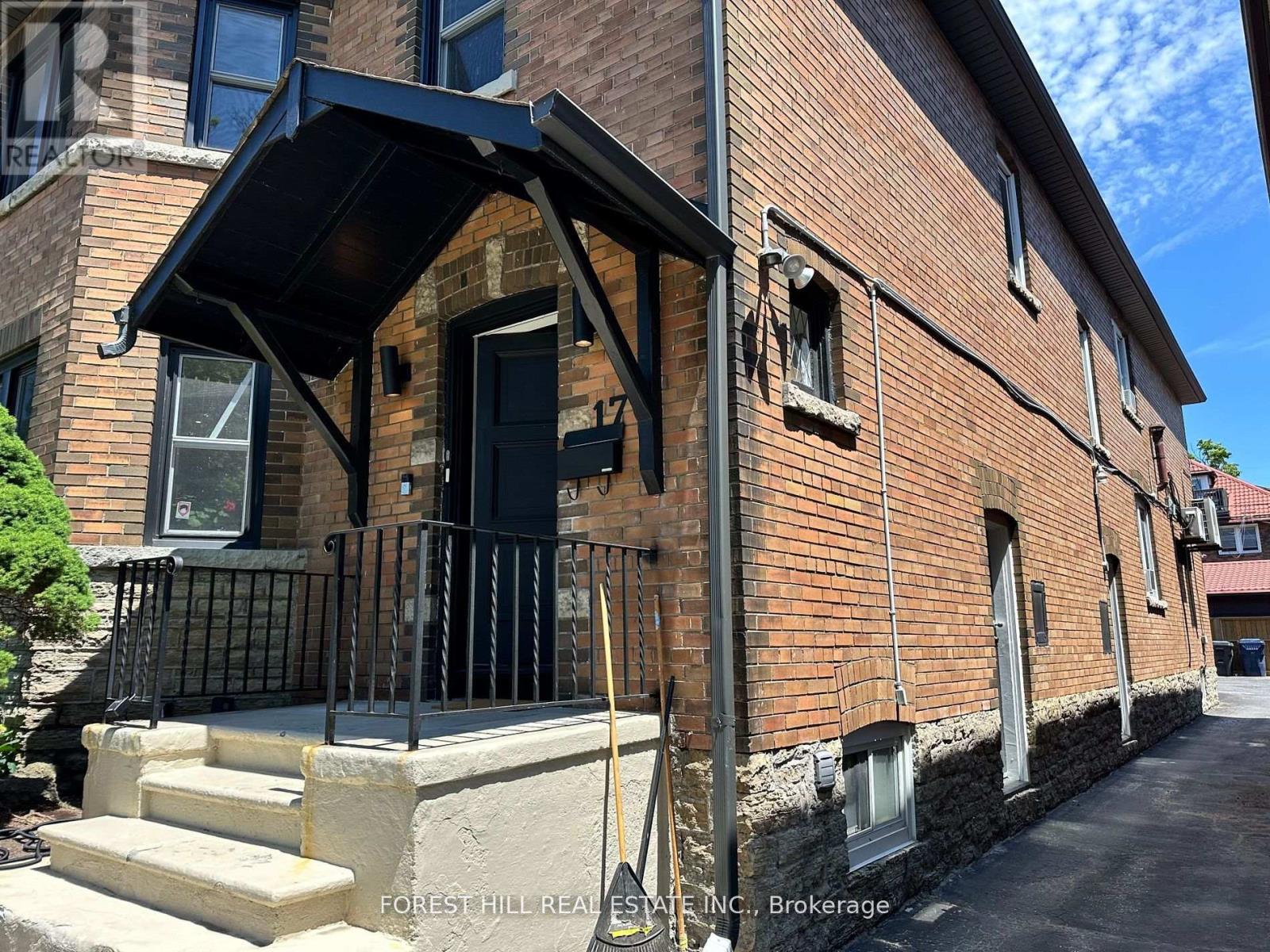 Lower - 17 Braemar Avenue, Toronto, Ontario  M5P 2L1 - Photo 3 - C12939634