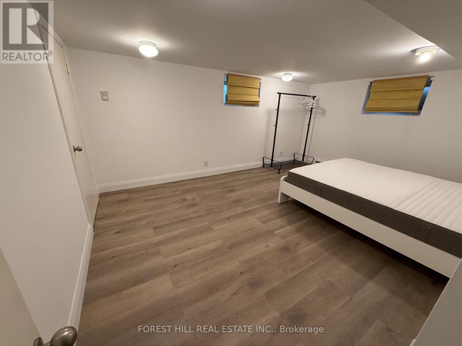 Lower - 17 Braemar Avenue, Toronto, Ontario  M5P 2L1 - Photo 9 - C12939634