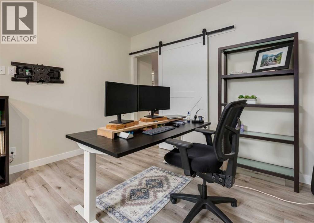 60 Crestbrook View SW, Calgary, Alberta  T3L 6G7 - Photo 40 - A2295774