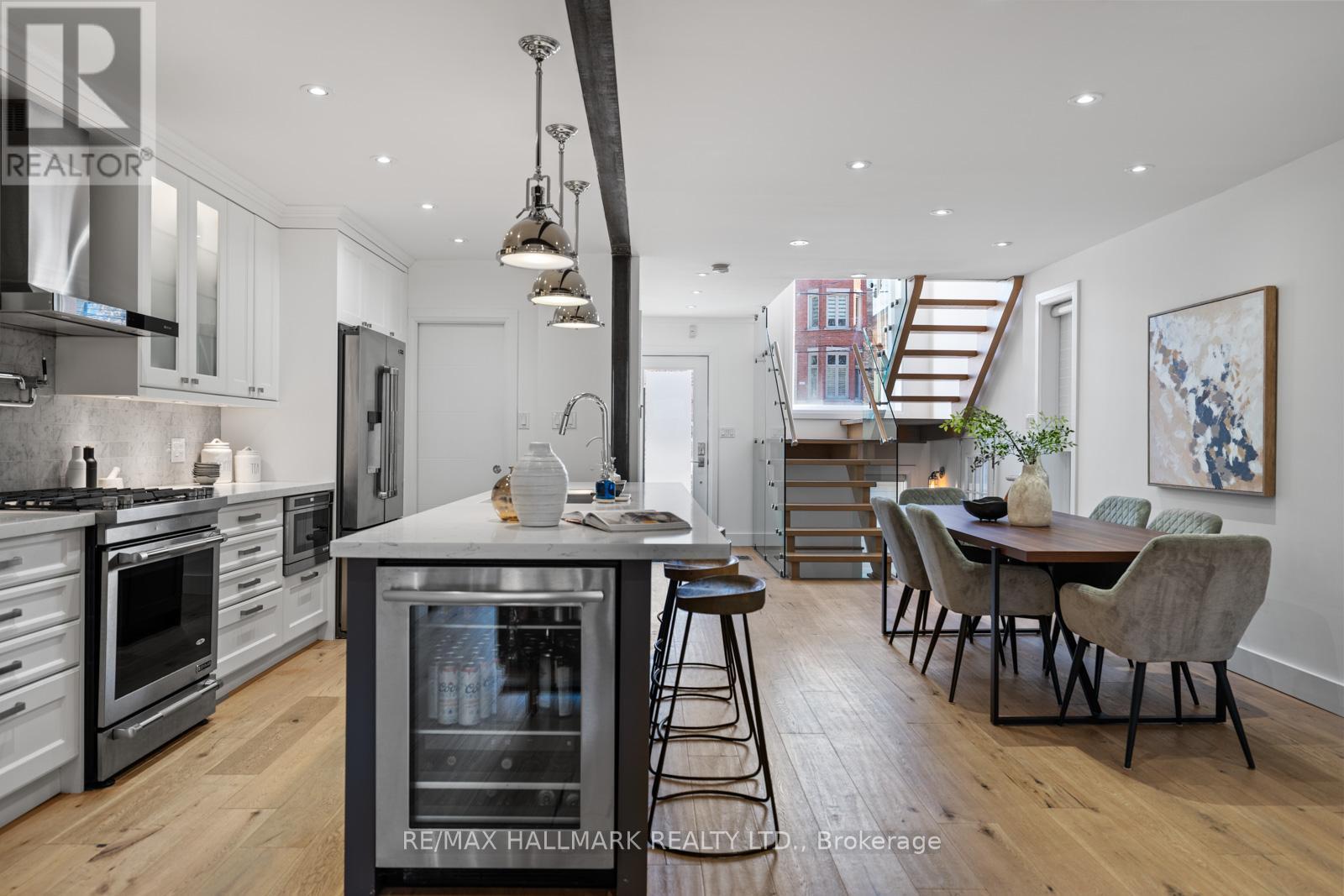 148 Cranbrooke Avenue, Toronto, Ontario  M5M 1M5 - Photo 12 - C12939668