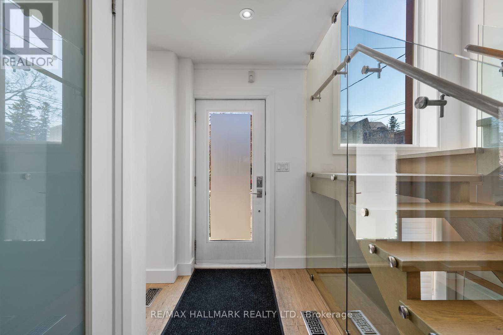 148 Cranbrooke Avenue, Toronto, Ontario  M5M 1M5 - Photo 2 - C12939668