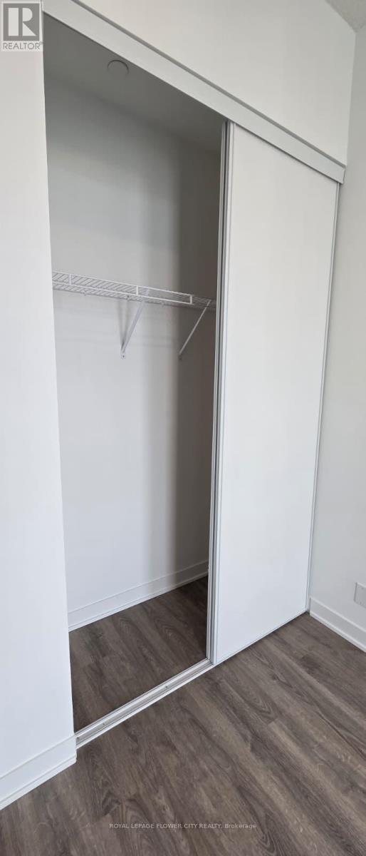 2301 - 180 Front Street E, Toronto, Ontario  M5A 0A9 - Photo 7 - C12939792