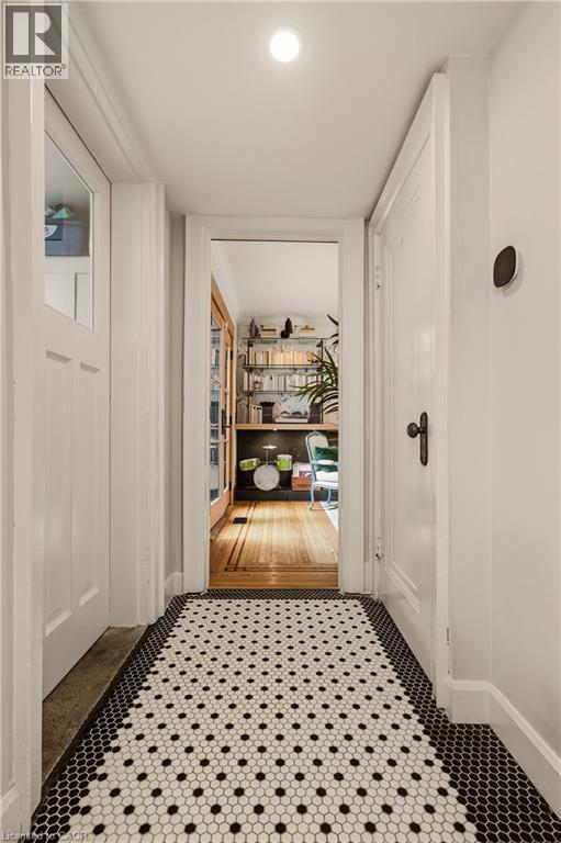 43 S Balsam Avenue S, Hamilton, Ontario  L8M 3A9 - Photo 8 - 40816375