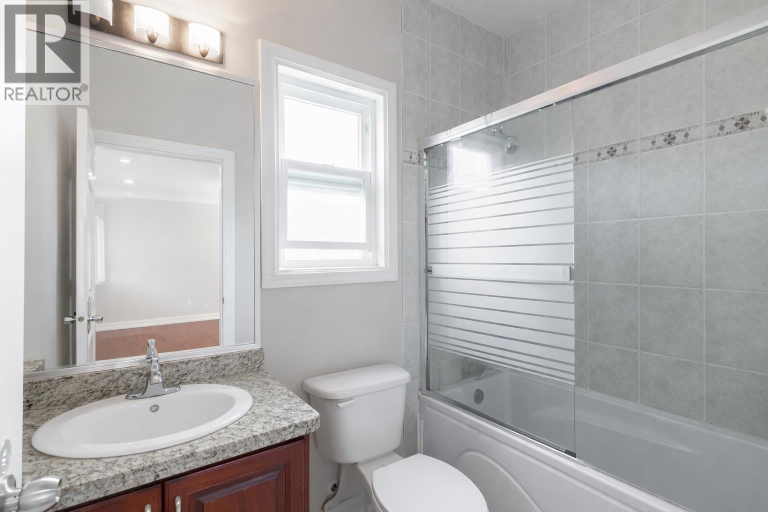 7487 Rosewood Street, Burnaby, British Columbia  V5E 2G6 - Photo 18 - R3104415