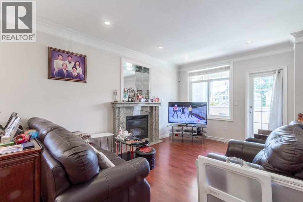 7487 Rosewood Street, Burnaby, British Columbia  V5E 2G6 - Photo 33 - R3104415