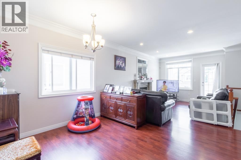 7487 Rosewood Street, Burnaby, British Columbia  V5E 2G6 - Photo 32 - R3104415