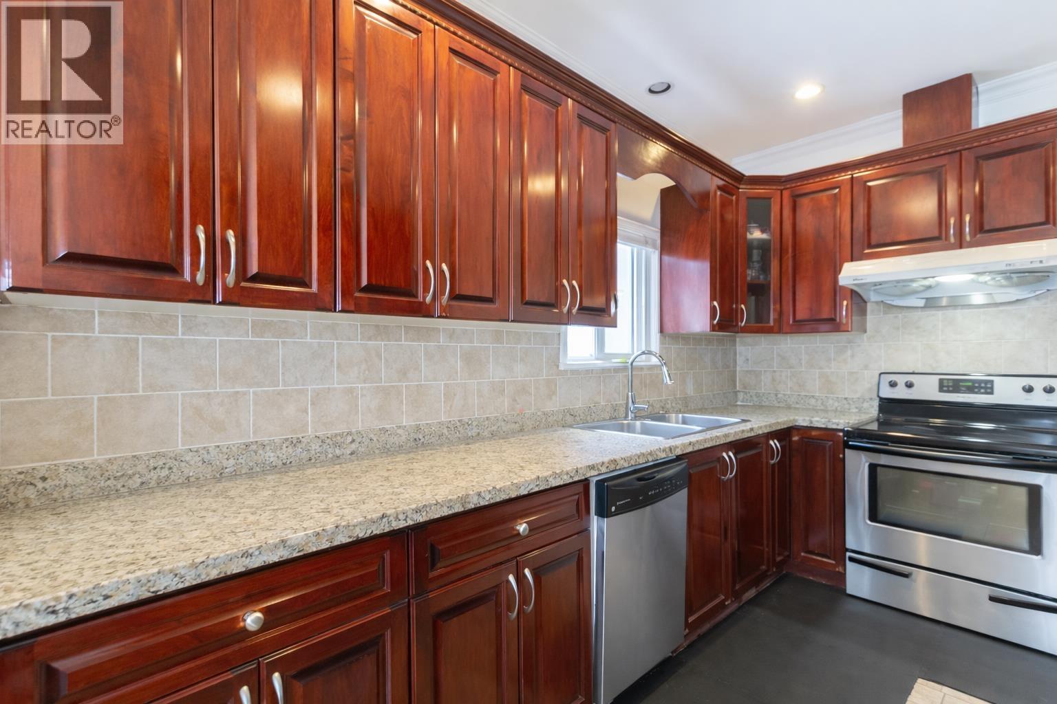 7487 Rosewood Street, Burnaby, British Columbia  V5E 2G6 - Photo 8 - R3104415