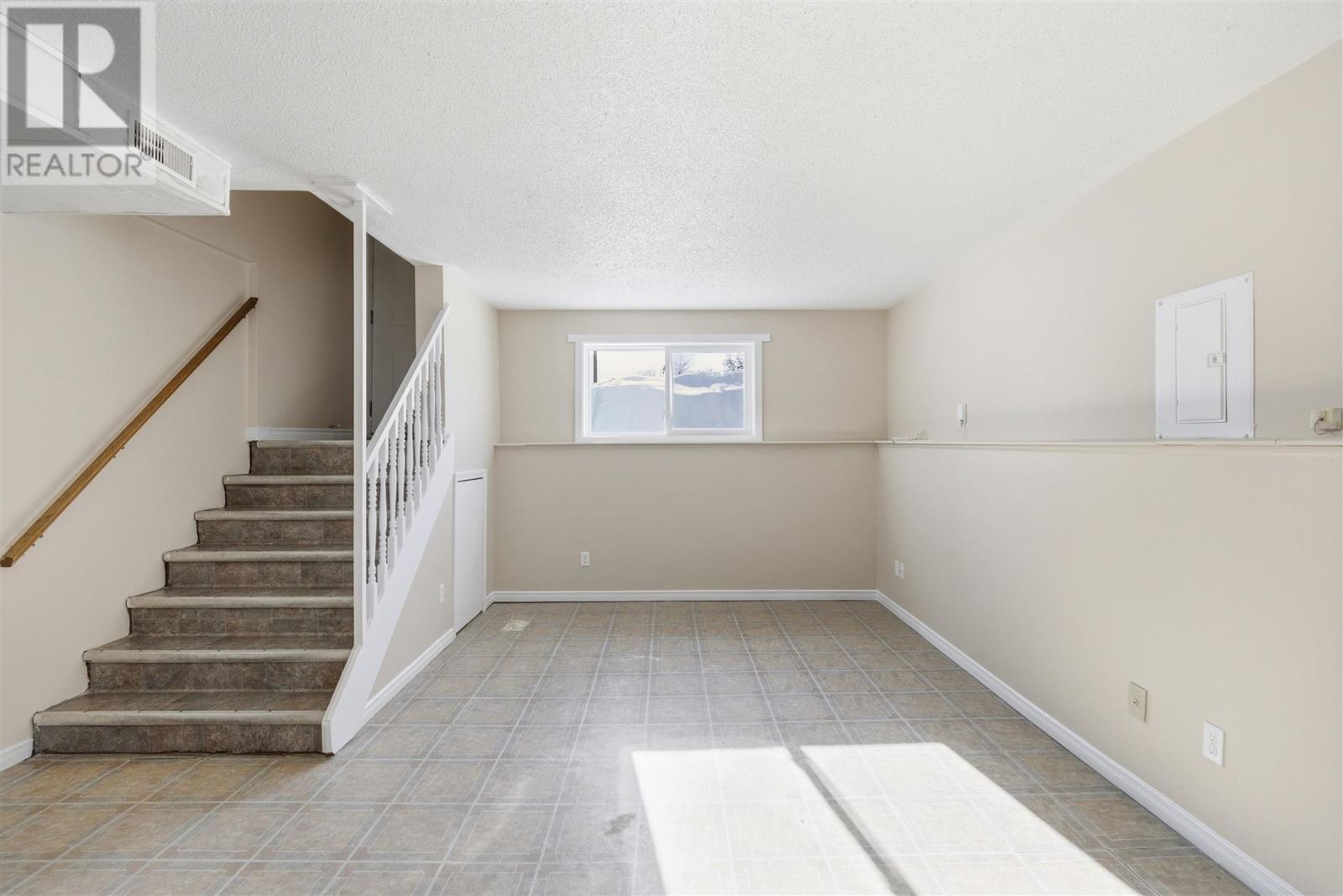 30-32 Wemyss St, Sault Ste. Marie, Ontario  P6B 1B3 - Photo 5 - SM260579