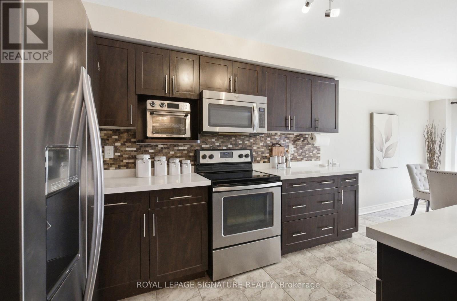 39 Keywood Street, Ajax, Ontario  L1Z 2E5 - Photo 14 - E12939510