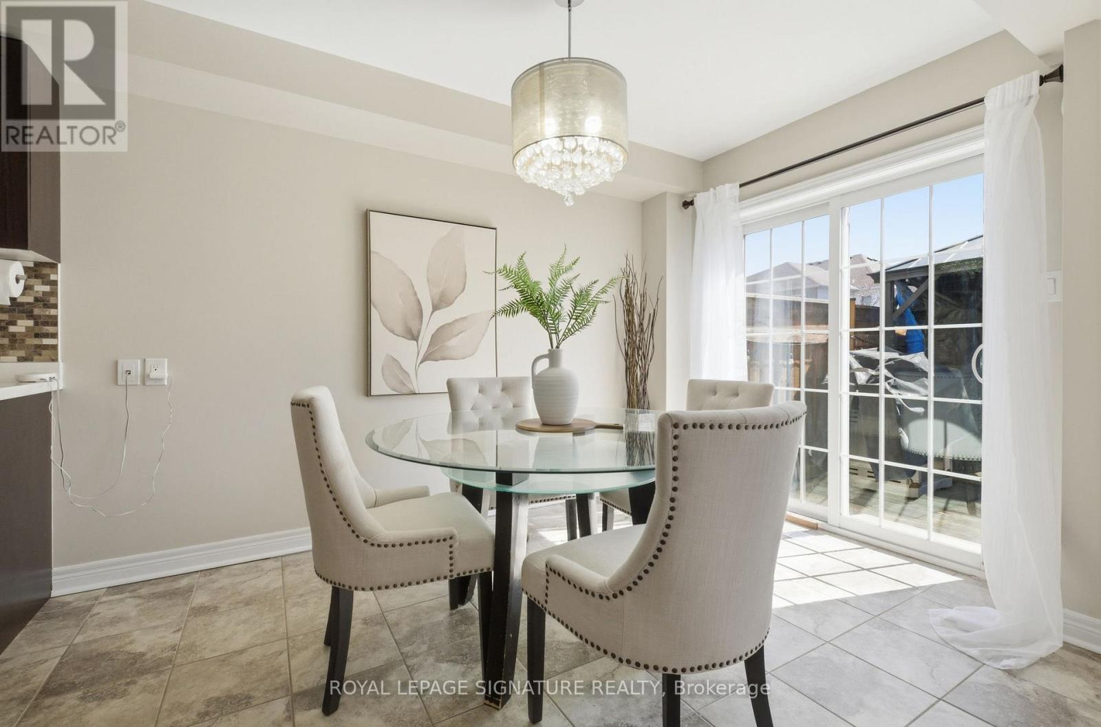 39 Keywood Street, Ajax, Ontario  L1Z 2E5 - Photo 17 - E12939510