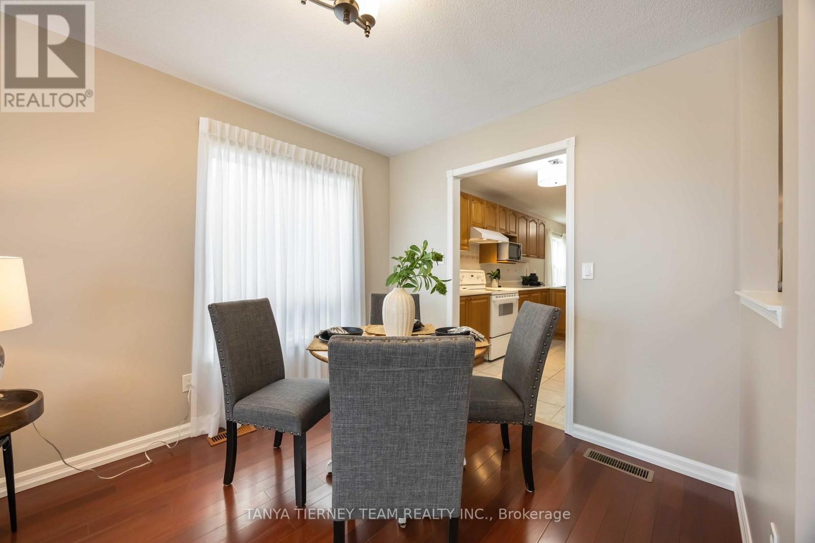 25 Wilshire Drive, Whitby, Ontario L1M 2C4 - Photo 10 - E12939648