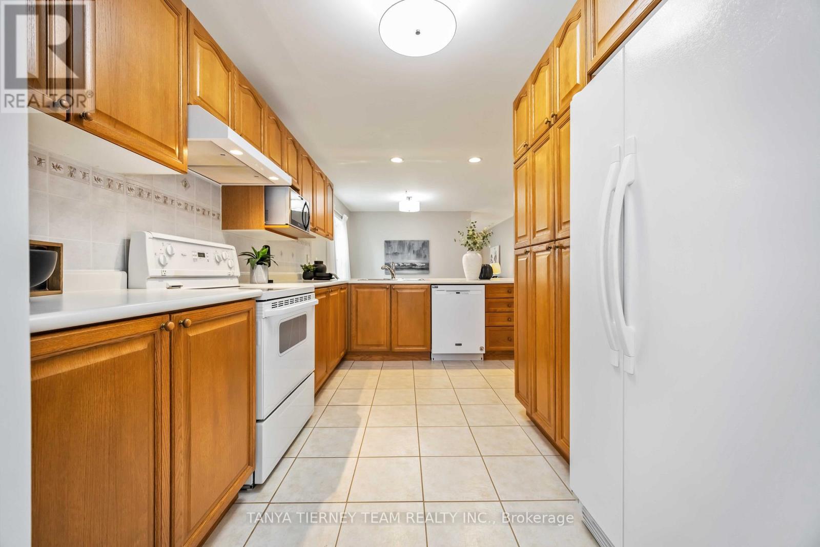 25 Wilshire Drive, Whitby, Ontario L1M 2C4 - Photo 16 - E12939648