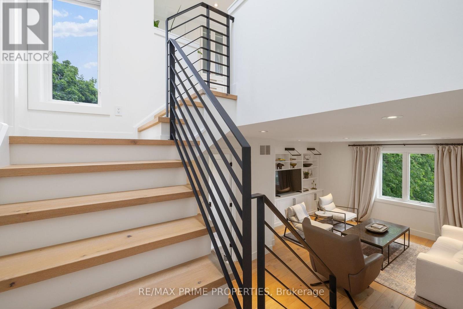 291 Kingswood Road, Toronto, Ontario  M4E 3N8 - Photo 14 - E12939692