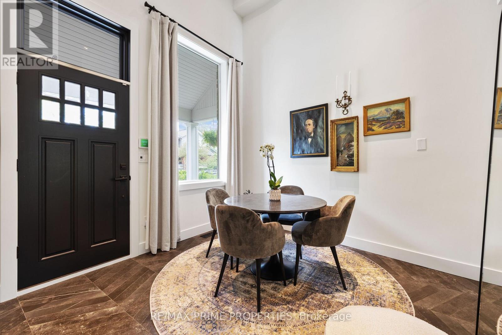 291 Kingswood Road, Toronto, Ontario  M4E 3N8 - Photo 3 - E12939692