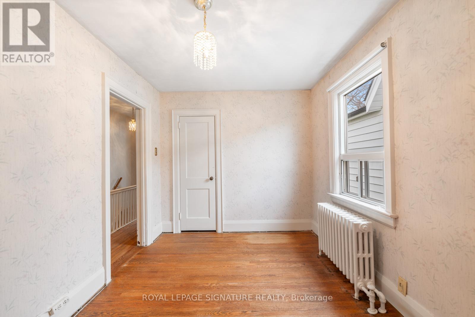 15 Marlow Avenue, Toronto, Ontario  M4J 3T8 - Photo 18 - E12939758