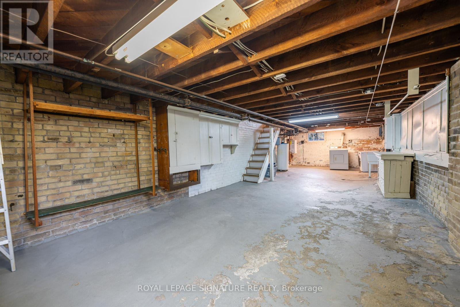 15 Marlow Avenue, Toronto, Ontario  M4J 3T8 - Photo 25 - E12939758