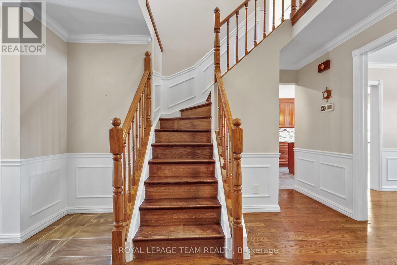 8 Huntsman Crescent, Ottawa, Ontario  K2M 1J2 - Photo 16 - X12939644