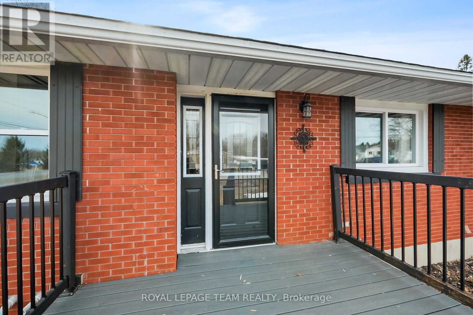 2626 Brentwood Avenue, Ottawa, Ontario  K0A 2P0 - Photo 5 - X12939776